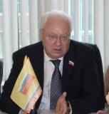 Александр Савельев